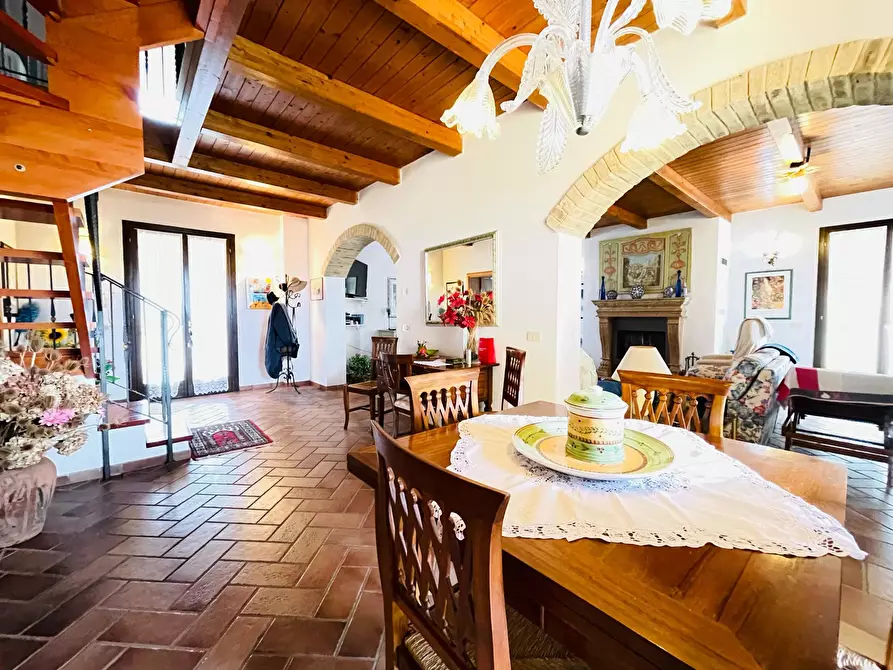 Immagine 5 di Rustico / casale in vendita  in morrovalle a Morrovalle