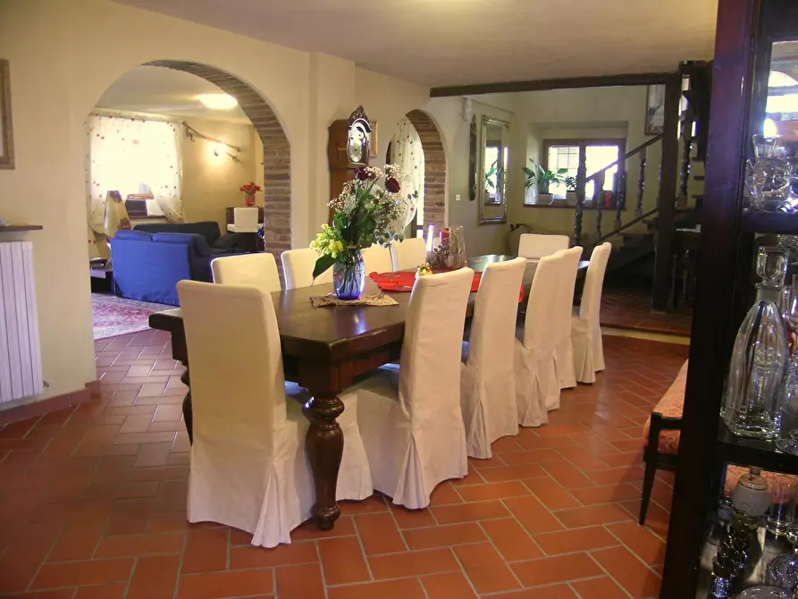 Immagine 30 di Villa in vendita  in VIA CHIARAVALLESE a Osimo