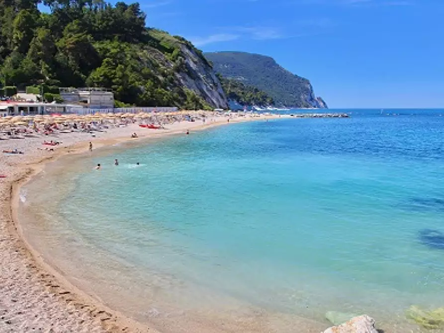 Immagine 10 di Villa in affitto  in Via delle Querce a Numana