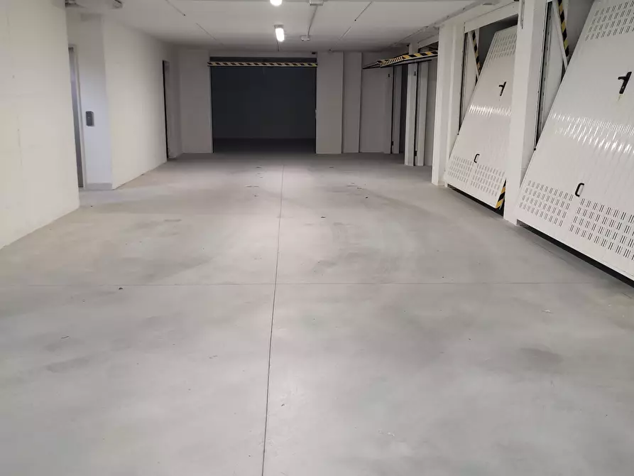 Immagine 9 di Attico in vendita  in Viale Villa eugenia snc a Civitanova Marche