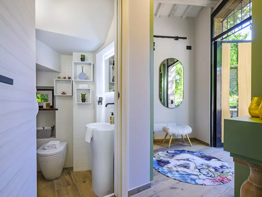 Immagine 15 di Rustico / casale in vendita  in Contrada Terro a Sarnano