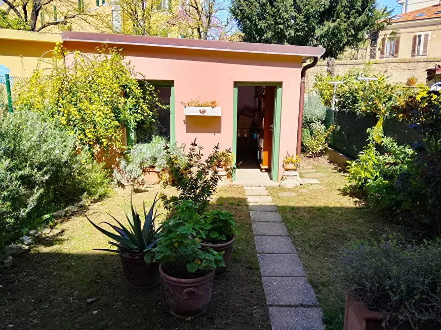 Immagine 1 di Porzione di casa in vendita  in Via IV Novembre a Fano