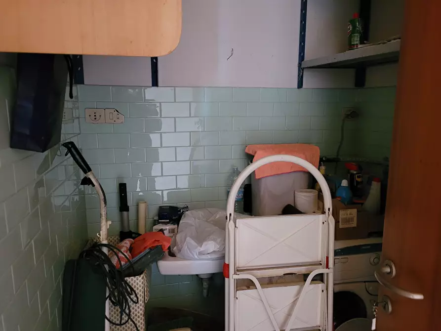 Immagine 12 di Trilocale in vendita  in Via colombo a Civitanova Marche