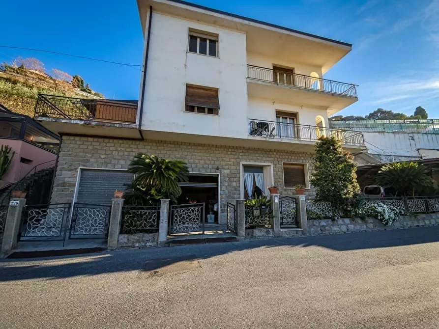 Immagine 1 di Appartamento in vendita  in Via Giovanni Pascoli 158 a San Remo