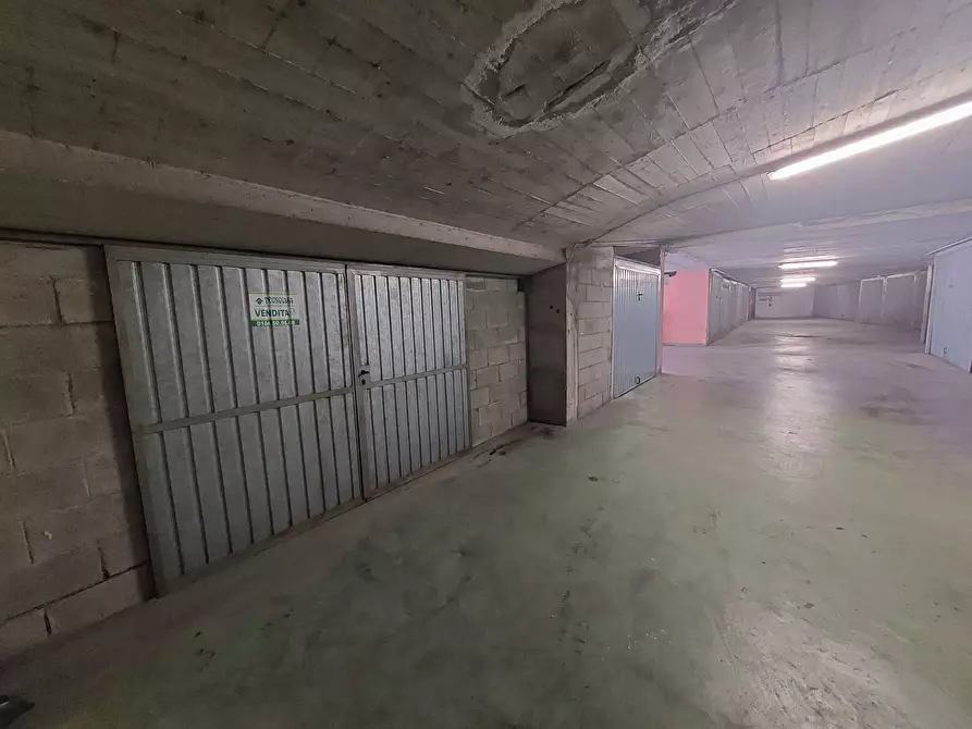 Immagine 2 di Magazzino in vendita  in Via Pietro Agosti 195 a San Remo