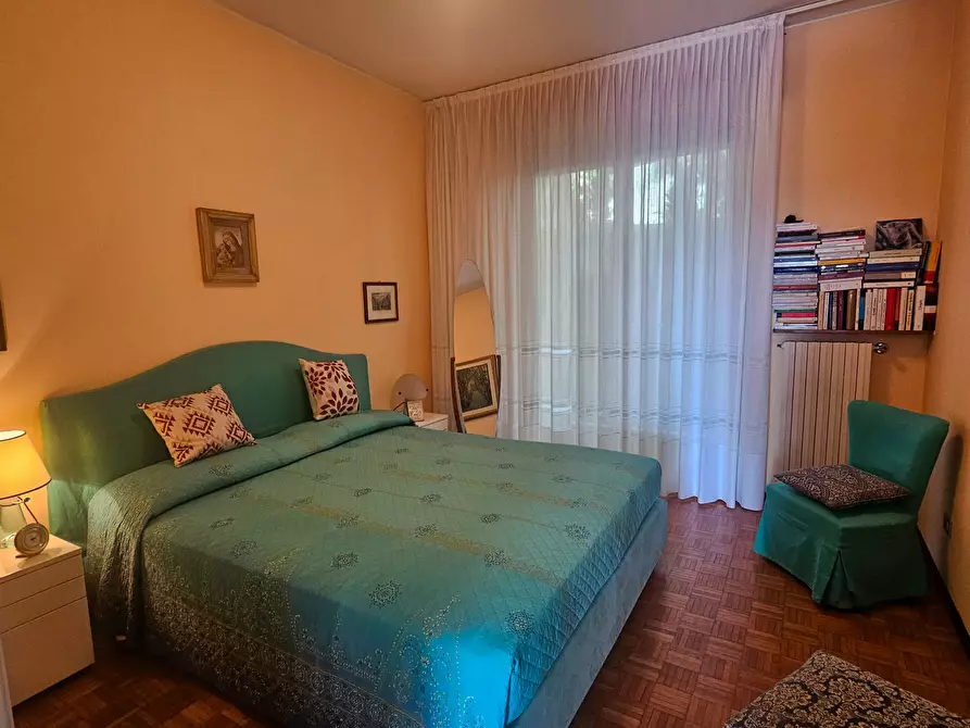 Immagine 12 di Pentalocale in vendita  in Via Borea 63 a San Remo