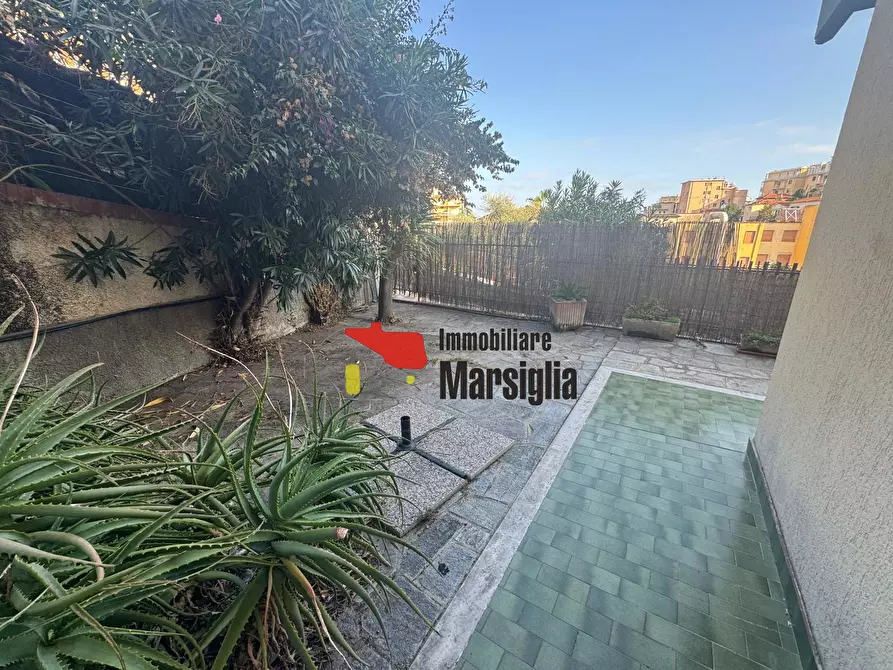 Immagine 11 di Bilocale in vendita  in VIA VALLARINO 92 a San Remo