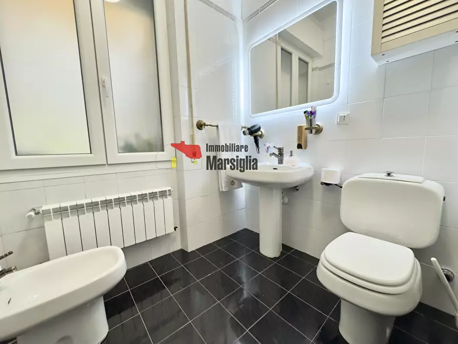 Immagine 18 di Quadrilocale in vendita  in Strada Solaro 14 a San Remo