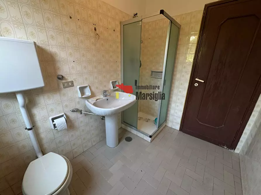 Immagine 22 di Trilocale in vendita  in Strada Bonmoschetto 8 a San Remo