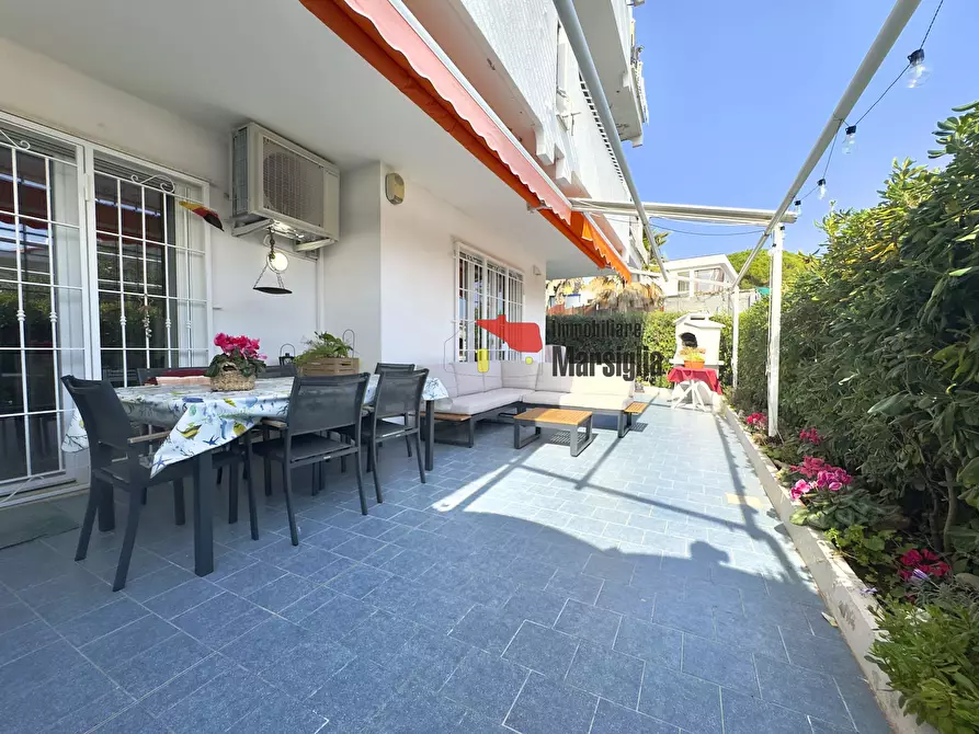 Immagine 1 di Trilocale in vendita  in Strada Solaro 121 a San Remo