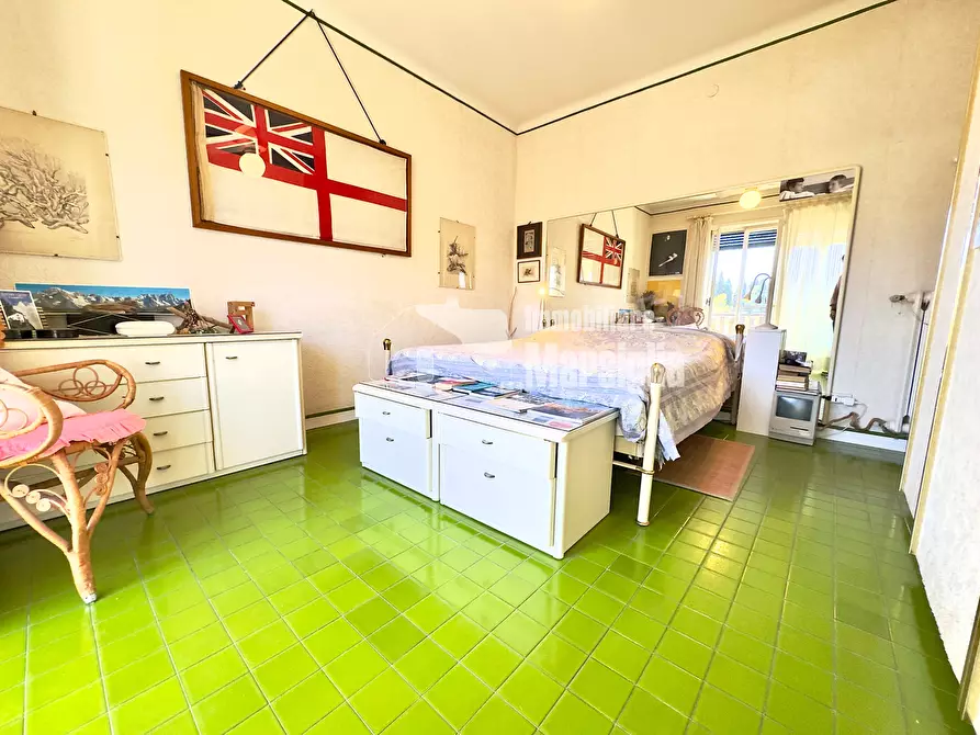 Immagine 20 di Trilocale in vendita  in Corso degli Inglesi 570 a San Remo