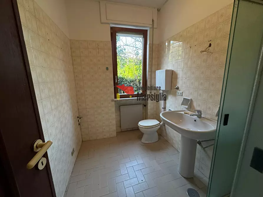 Immagine 16 di Trilocale in vendita  in Strada Bonmoschetto 8 a San Remo