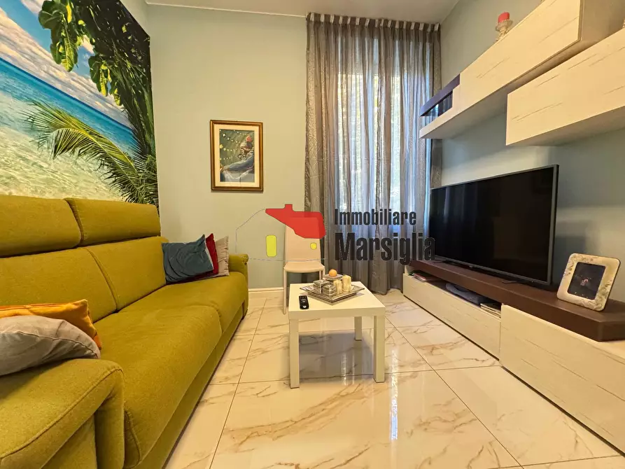 Immagine 15 di Trilocale in vendita  in Corso Giuseppe Garibaldi 100 a San Remo