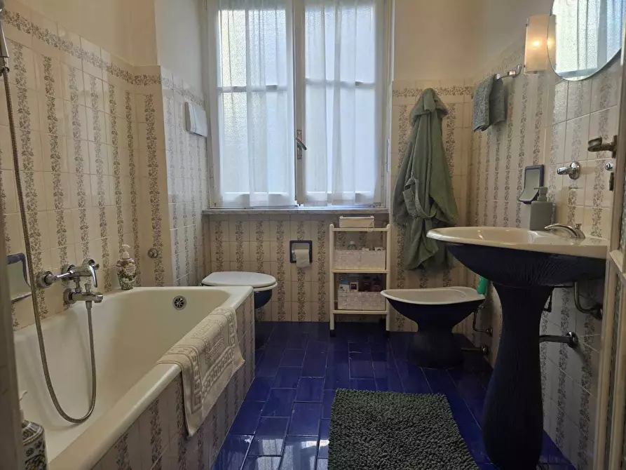 Immagine 24 di Quadrilocale in vendita  in Corso degli Inglesi 700 a San Remo