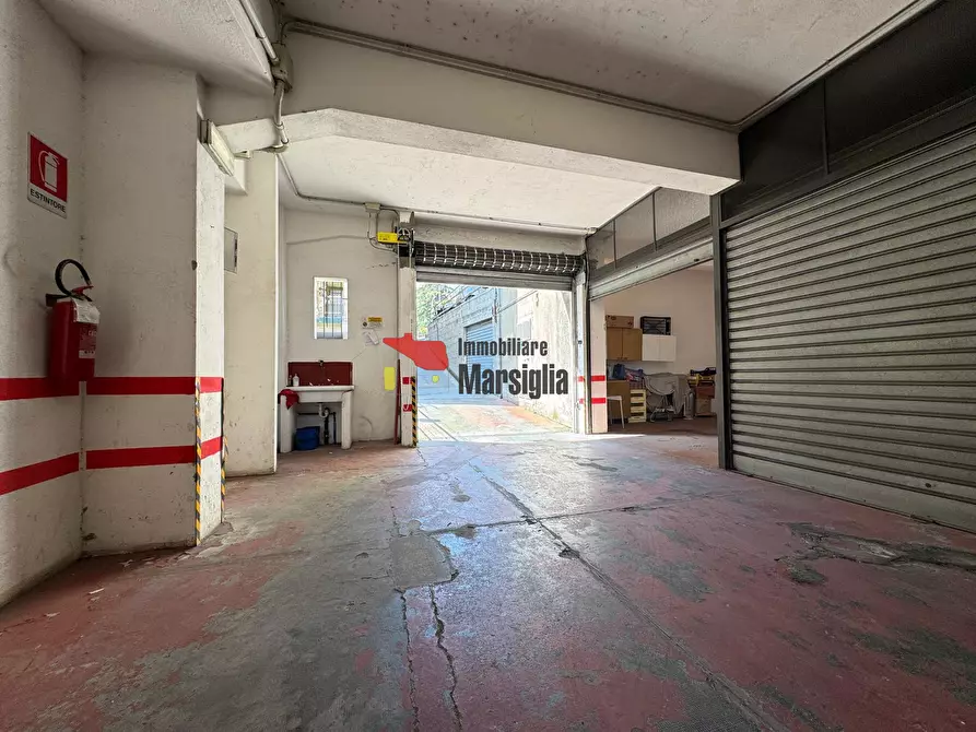 Immagine 1 di Garage in vendita  in Via Galileo Galilei 500 a San Remo