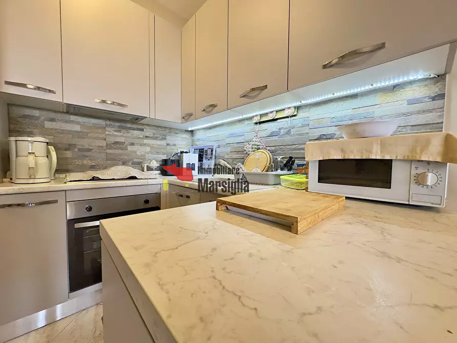 Immagine 21 di Trilocale in vendita  in Strada Solaro 121 a San Remo