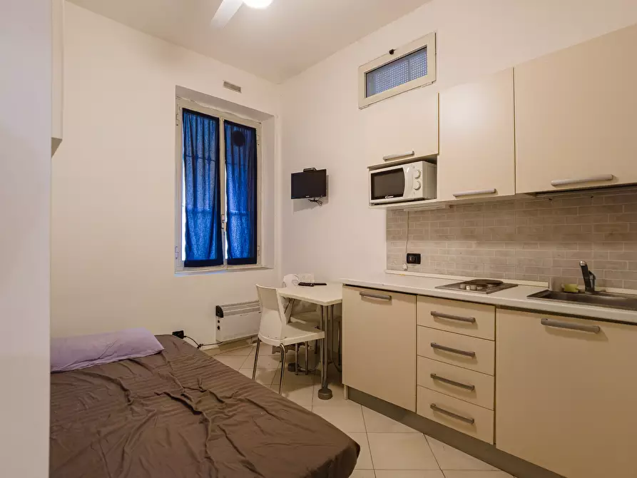 Immagine 9 di Trilocale in vendita  a Torino