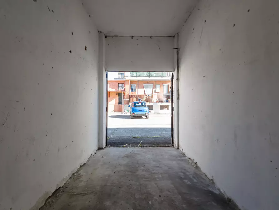 Immagine 5 di Garage in vendita  in Via Giorgio Bellono 10 a Torino