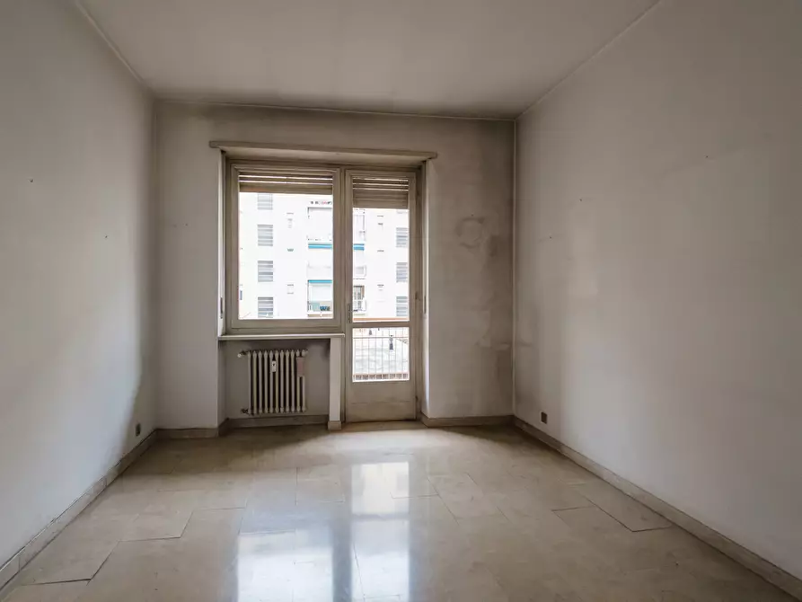 Immagine 8 di Quadrilocale in vendita  in Via Fratelli Carando a Torino