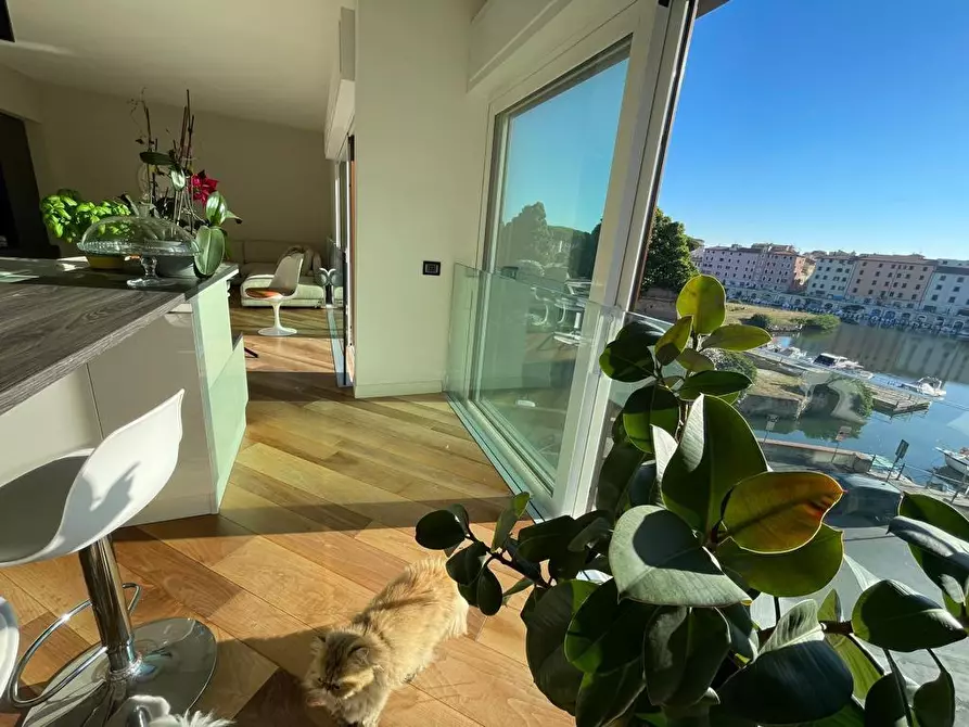 Immagine 3 di Trilocale in vendita  a Livorno