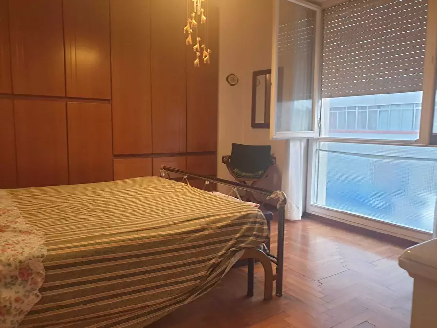 Immagine 9 di Appartamento in vendita  a Livorno