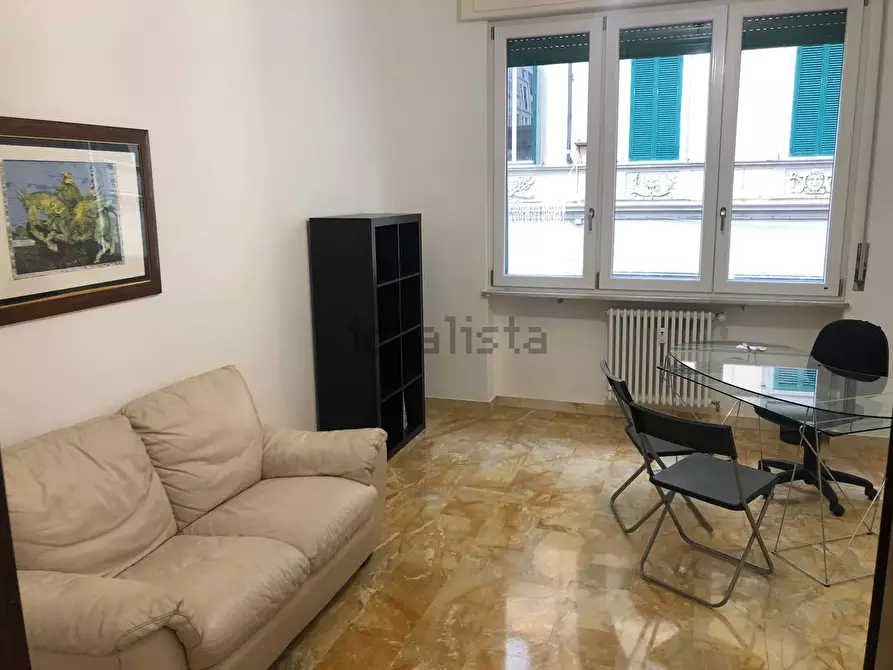 Immagine 13 di Pentalocale in vendita  a Livorno