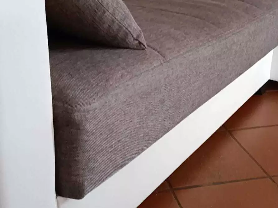 Immagine 20 di Trilocale in vendita  a Livorno