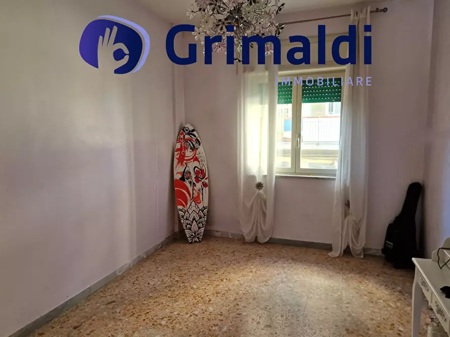 Immagine 14 di Trilocale in vendita  in Via Diomede Carafa 34 a Napoli
