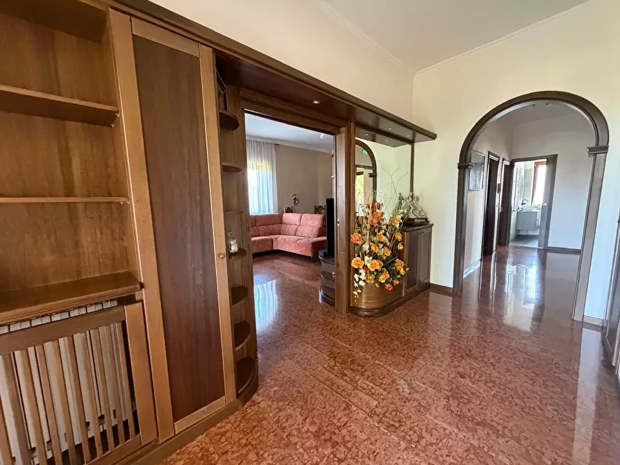 Immagine 6 di Casa indipendente in vendita  in Via Trigno 27 a Aprilia