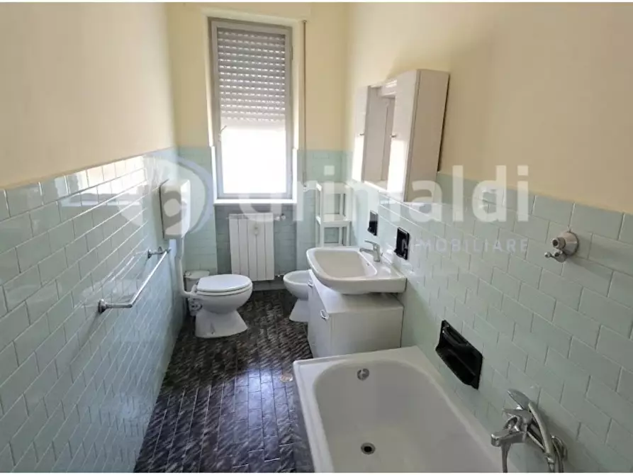 Immagine 13 di Trilocale in vendita  in Via Chivasso 27/A a Vercelli