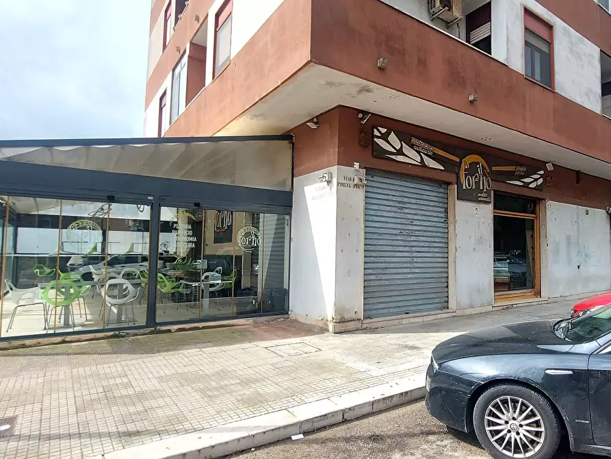 Immagine 1 di Locale commerciale in vendita  in Viale Porta Pia 5 a Brindisi