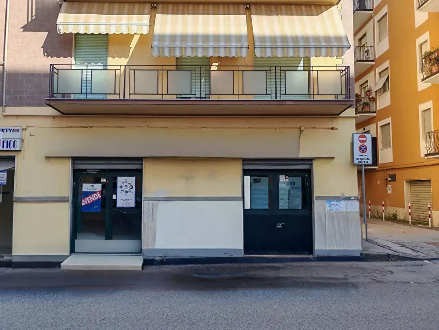 Immagine 4 di Locale commerciale in vendita  in Via Salvator Rosa snc a Benevento