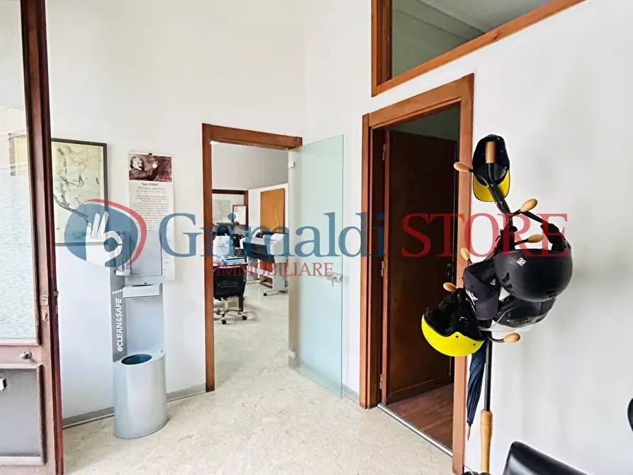 Immagine 4 di Trilocale in vendita  in Viale Japigia 27 a Lecce