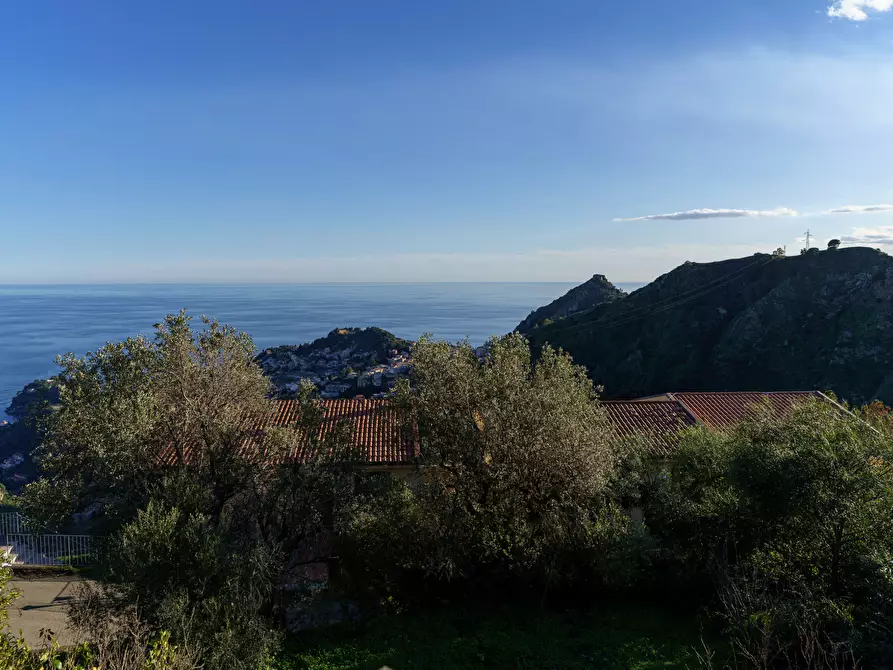 Immagine 29 di Rustico / casale in vendita  in CONTRADA ZIRETTO a Castelmola
