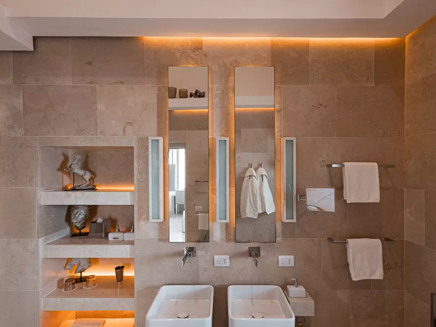 Immagine 62 di Casa indipendente in vendita  in Via Roberto Caracciolo 30 a Lecce