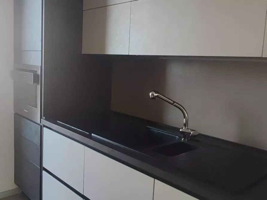 Immagine 48 di Appartamento in vendita  in Via Francesco Menzio a Roma