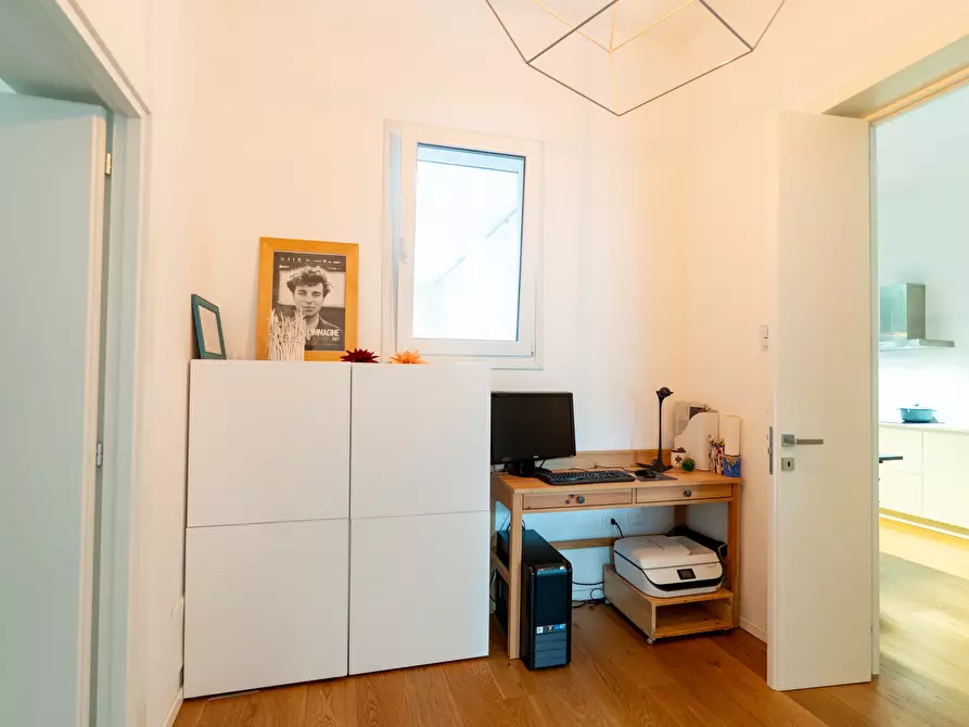 Immagine 21 di Casa indipendente in vendita  in Via Paolo Colaci 48 a Lecce