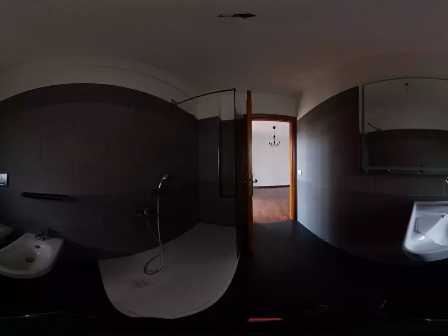 Immagine 37 di Appartamento in vendita  in Via Pietro de Francisci a Roma