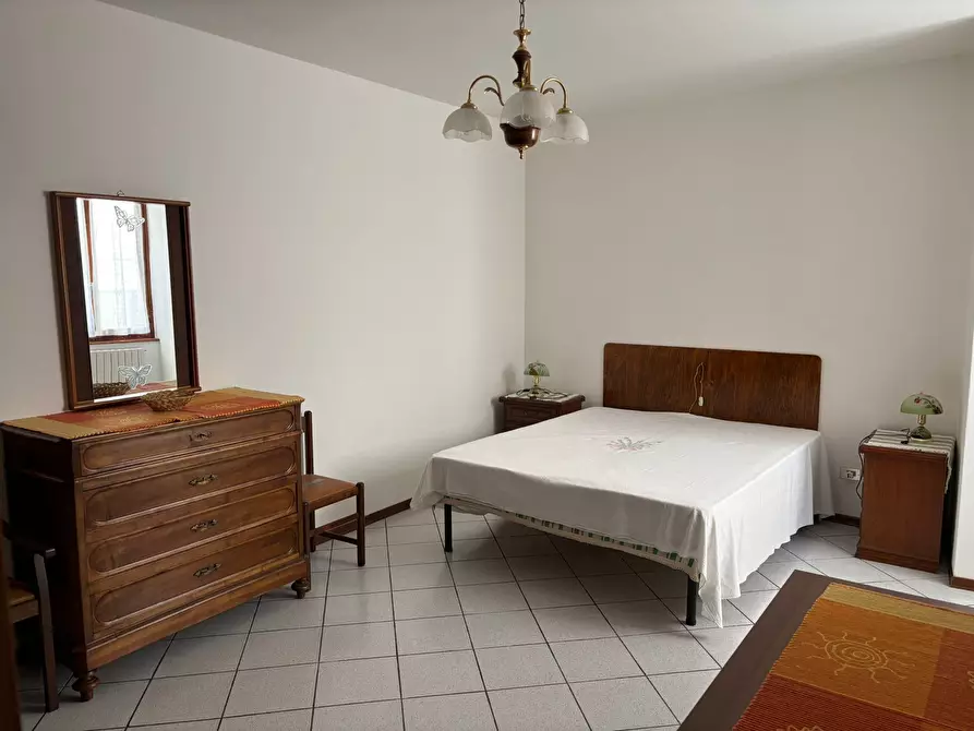 Immagine 17 di Appartamento in vendita  in Frazione Calozzo 128 a Pianello Del Lario