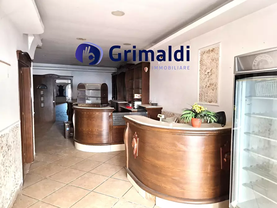 Immagine 7 di Bar / Ristorante in affitto  in CORSO VITTORIO EMANUELE 437 a Torre Annunziata