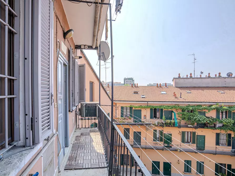 Immagine 39 di Trilocale in affitto  in Corso Lodi 90 a Milano