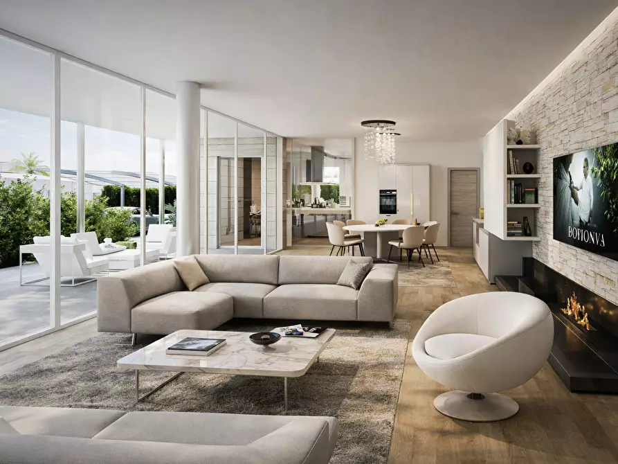 Immagine 4 di Villa in vendita  in Via Rodi Garganico 2 a Lecce