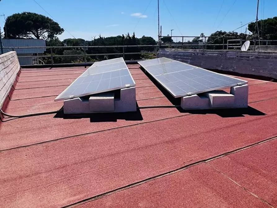 Immagine 15 di Trilocale in vendita  in Via Valona 10 a Lecce