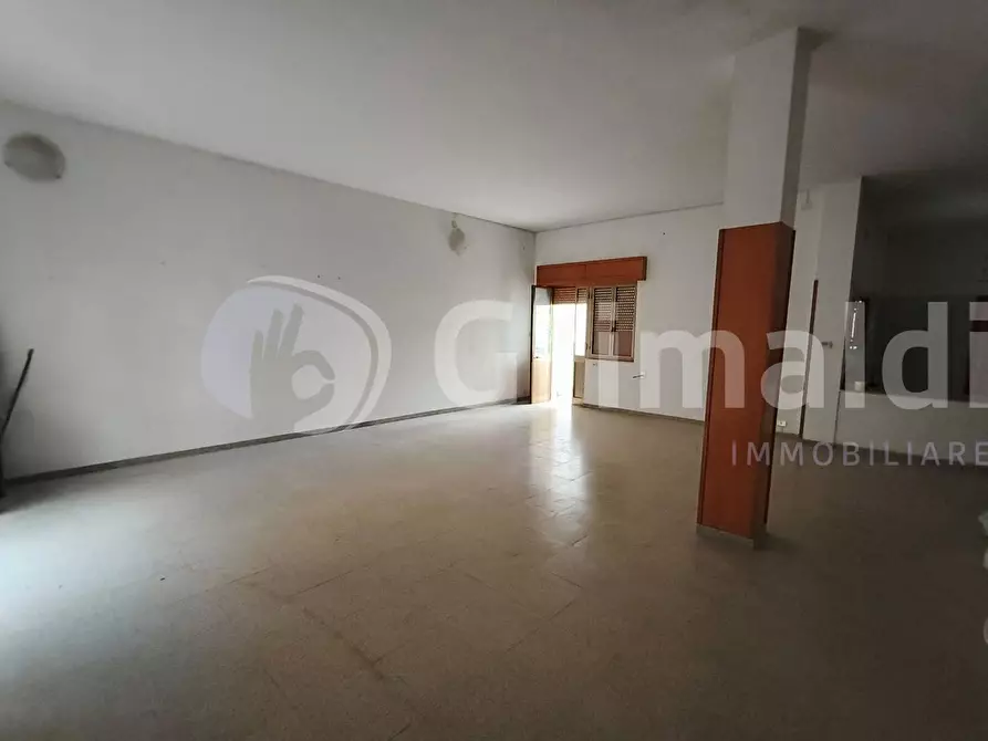 Immagine 14 di Garage in vendita  in via libertà 42 a Sannicola
