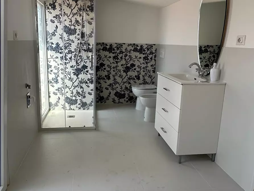 Immagine 19 di Casa trifamiliare in affitto  in Viale Grazia Fiorita 56 a Anzio