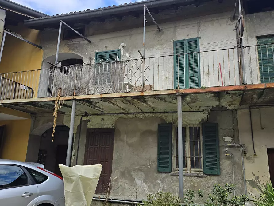 Immagine 3 di Appartamento in vendita  in Via Carlo Bianchi 11 a Inverigo