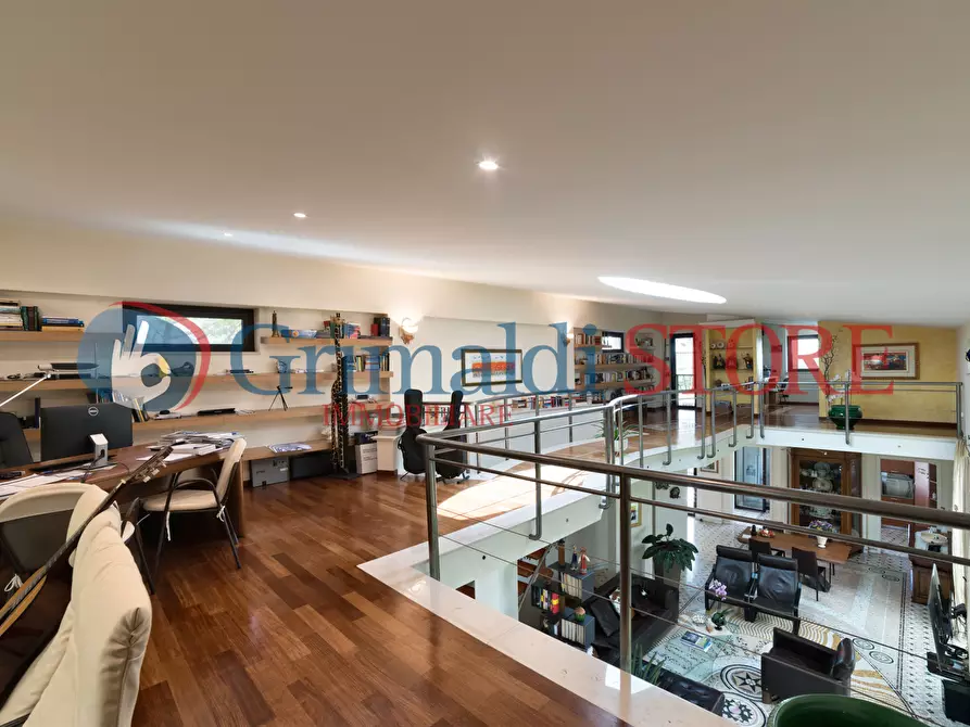 Immagine 17 di Villa in vendita  a Grottaglie