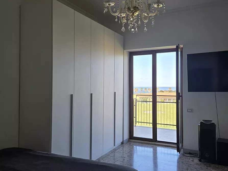 Immagine 10 di Quadrilocale in affitto  in Via Candido de Angelis 3 a Anzio