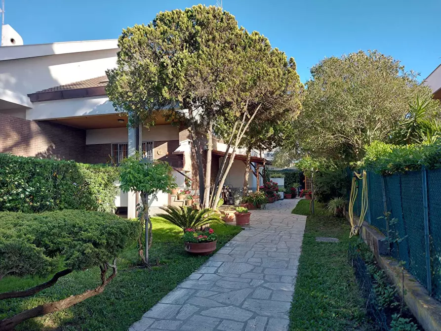 Immagine 16 di Casa bifamiliare in affitto  in Via del Noce 66 a Anzio