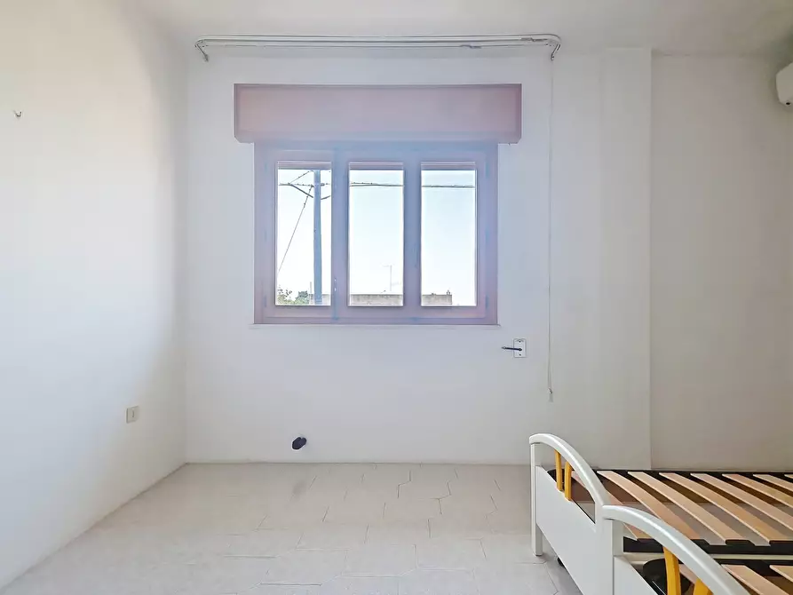 Immagine 25 di Pentalocale in vendita  in Via Fogazzaro Antonio 4 a Erchie